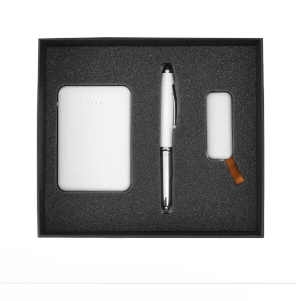 Ideal office gift set that combines practicality and style in a sophisticated black packaging