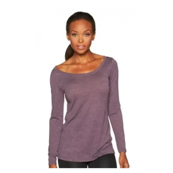 Triblend scoop tshirt in uae corporate gifts suppliers for uae Tri blend scoop t shirt in uae